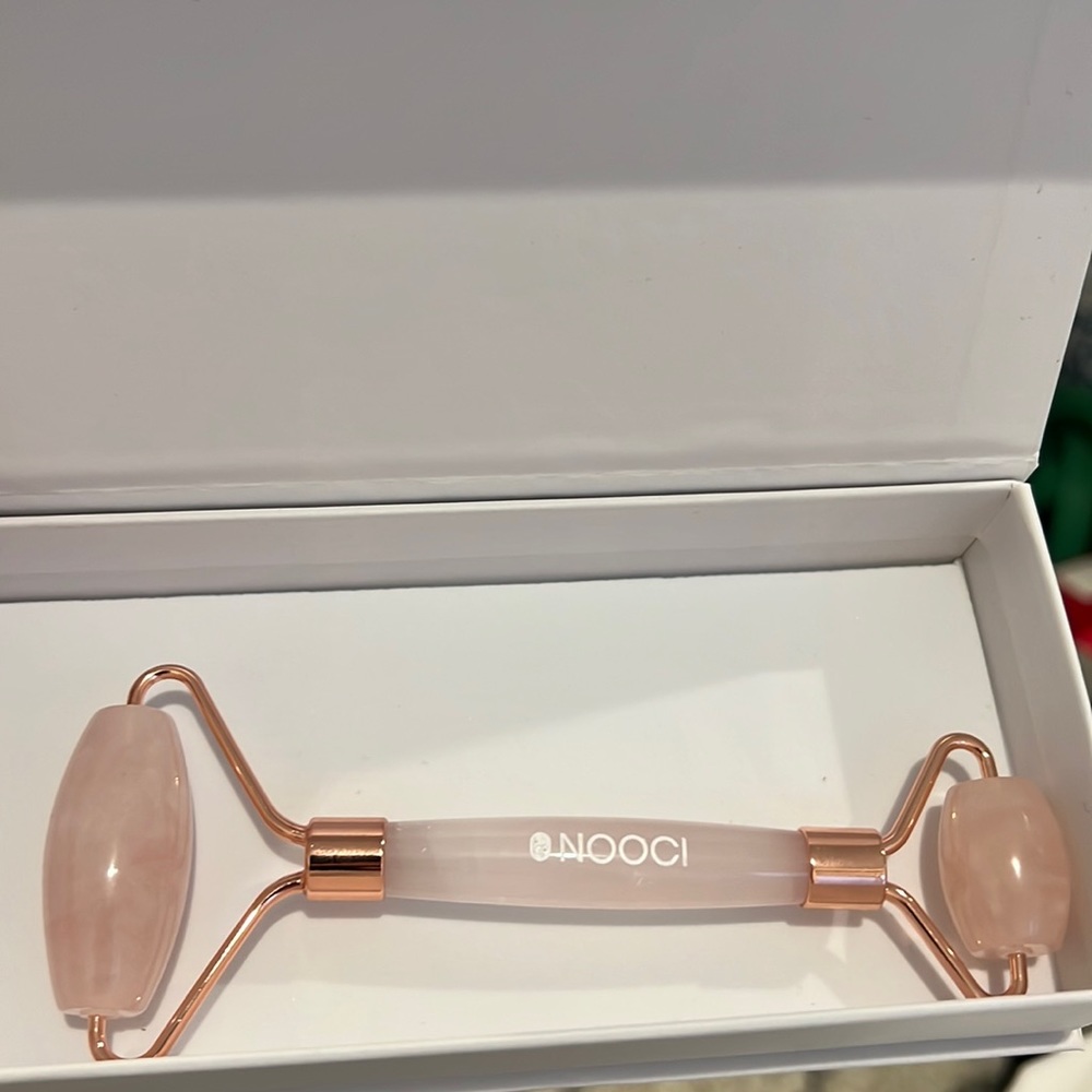Jade Rose Quartz Facial Roller